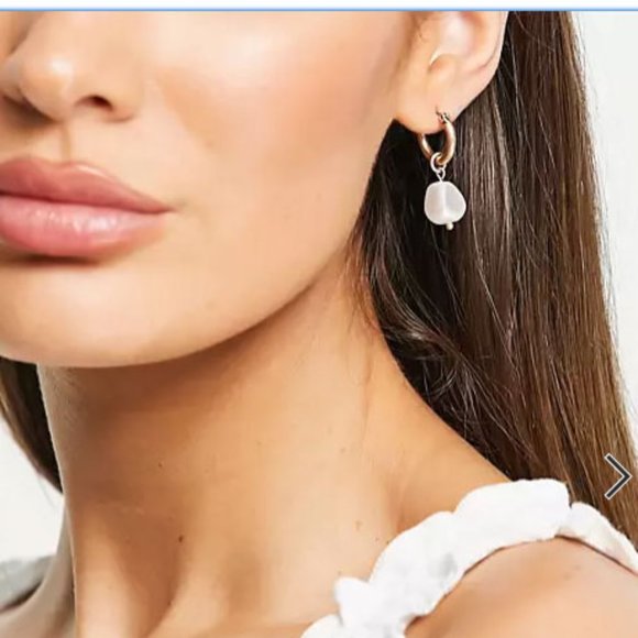 ALLSAINTS Pearl Mismatched Huggie Earrings - Picture 2 of 5